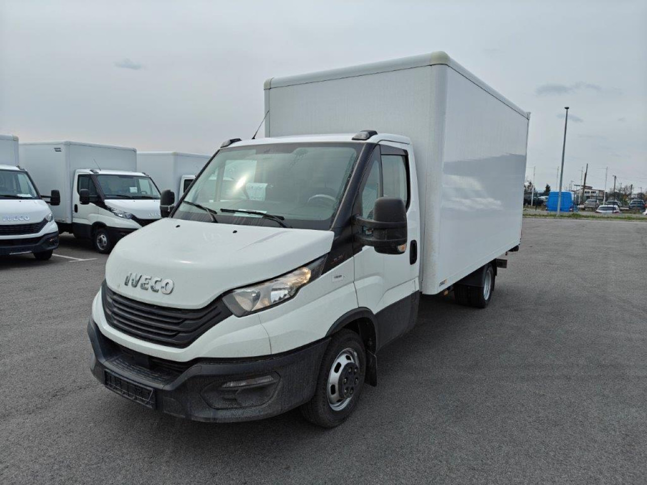 IVECO Daily 35C16H - Xe van chở hàng: hình 1 IVECO Daily 35C16H - Xe van chở hàng: hình 1
