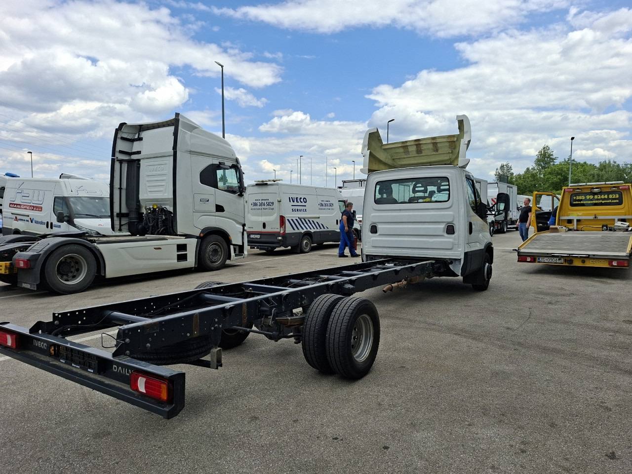 IVECO Daily 70C18H - Xe tải khung gầm: hình 4 IVECO Daily 70C18H - Xe tải khung gầm: hình 4