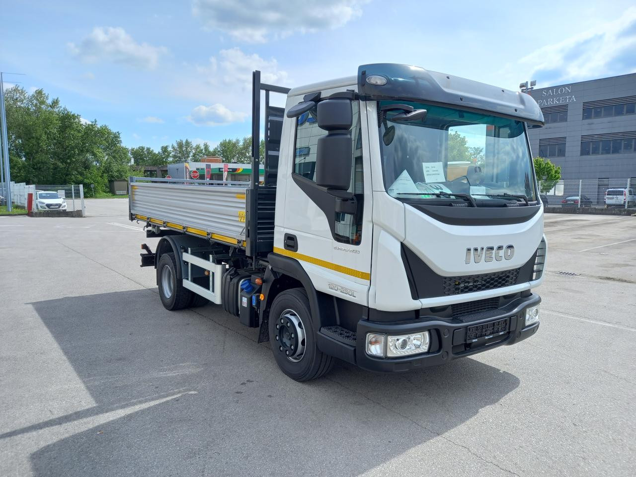 IVECO Eurocargo ML120EL25 - Xe ben: hình 2 IVECO Eurocargo ML120EL25 - Xe ben: hình 2