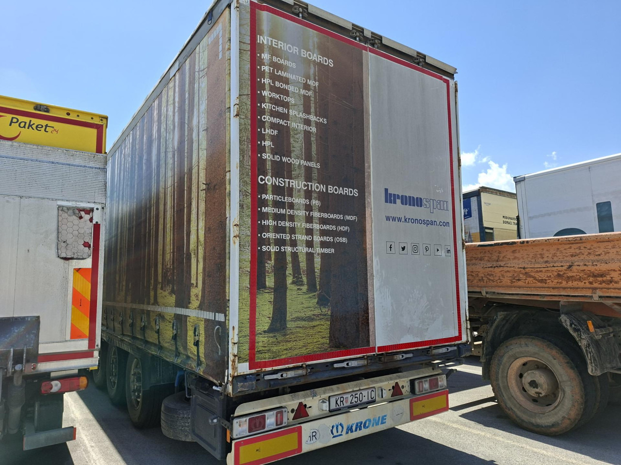 KRONE Profi Liner - Sơ mi rơ moóc mui bạt: hình 2 KRONE Profi Liner - Sơ mi rơ moóc mui bạt: hình 2