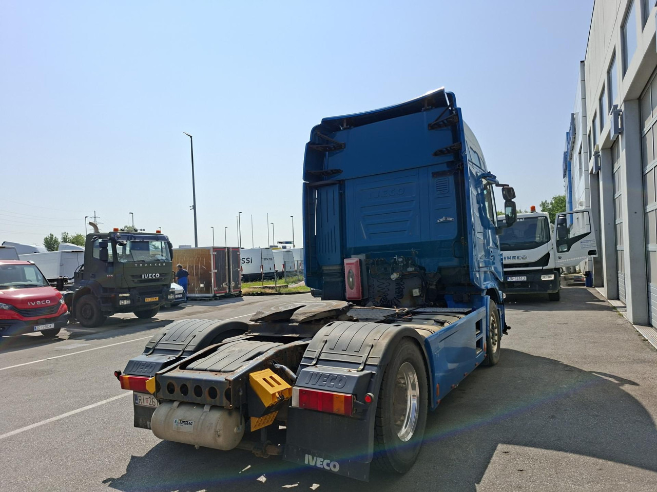 IVECO Stralis AS440S56T/P - Xe đầu kéo: hình 3 IVECO Stralis AS440S56T/P - Xe đầu kéo: hình 3