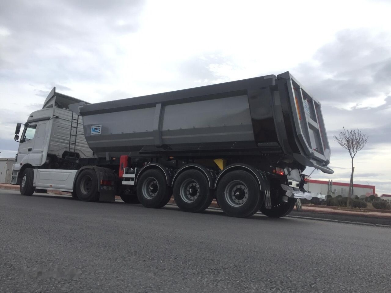 Scorpion Trailer SCORPION TRAILER NEW 3 AXLE TIPPER SEMI TRAILER (MANUFACTURER COMPANY) - Sơ mi rơ moóc ben: hình 1 Scorpion Trailer SCORPION TRAILER NEW 3 AXLE TIPPER SEMI TRAILER (MANUFACTURER COMPANY) - Sơ mi rơ moóc ben: hình 1
