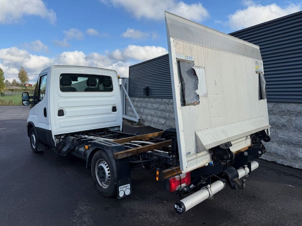 Iveco Daily 35 - NP Hi - Matic  - Xe van chở hàng: hình 4 Iveco Daily 35 - NP Hi - Matic  - Xe van chở hàng: hình 4