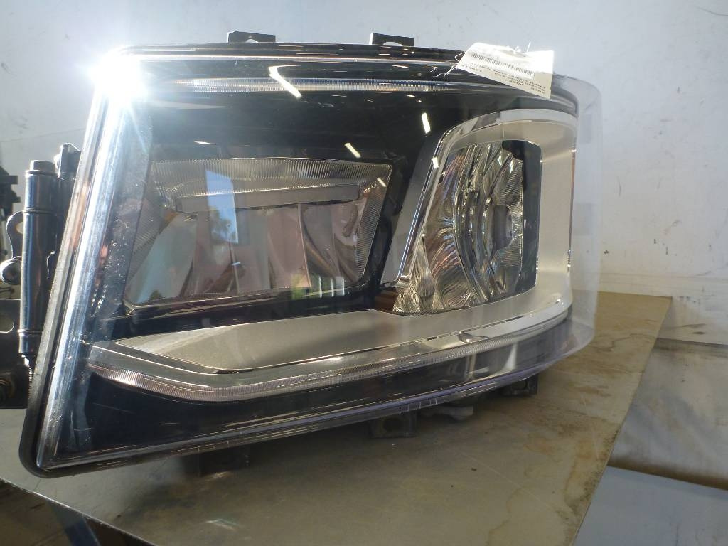 Scania R 520 - Linh kiện điện cho Xe tải: hình 1 Scania R 520 - Linh kiện điện cho Xe tải: hình 1