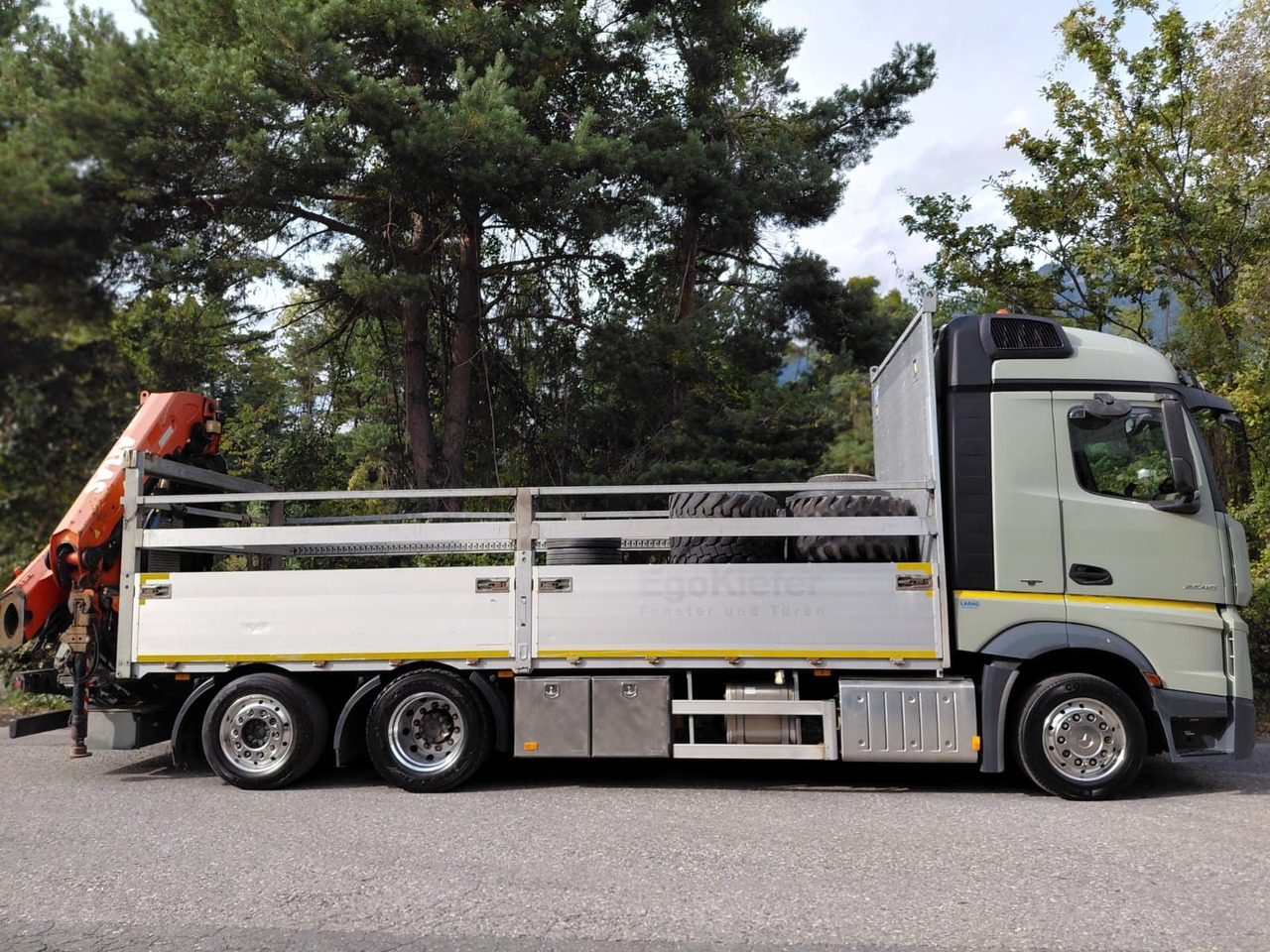 Mercedes-Benz Actros 2545 6x2, E6, Retarder, Effer 265/6S - Xe cẩu tự hành: hình 5 Mercedes-Benz Actros 2545 6x2, E6, Retarder, Effer 265/6S - Xe cẩu tự hành: hình 5