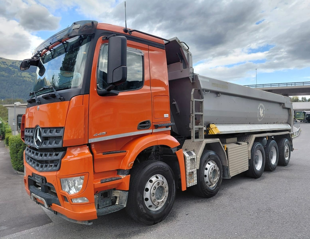 Mercedes-Benz Arocs 4451 10x4, E6, Meiller Dumper, Retarder - Xe ben: hình 1 Mercedes-Benz Arocs 4451 10x4, E6, Meiller Dumper, Retarder - Xe ben: hình 1