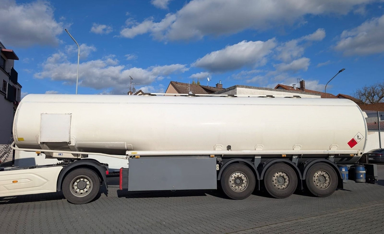 ROHR Hendricks Rohr, ADR, Diesel/Benzin 5 Kammern - Sơ mi rơ moóc bồn: hình 1 ROHR Hendricks Rohr, ADR, Diesel/Benzin 5 Kammern - Sơ mi rơ moóc bồn: hình 1