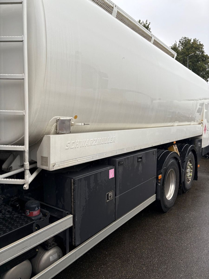 Renault T460 6x2, E6, ADR, Diesel/Benzin, Schwarzmueller - Xe bồn: hình 4 Renault T460 6x2, E6, ADR, Diesel/Benzin, Schwarzmueller - Xe bồn: hình 4