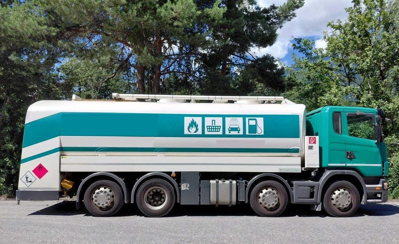 Scania G440 8x2, E5, Schwingenschloegel, 2 Kammern, ADR - Xe bồn: hình 3 Scania G440 8x2, E5, Schwingenschloegel, 2 Kammern, ADR - Xe bồn: hình 3