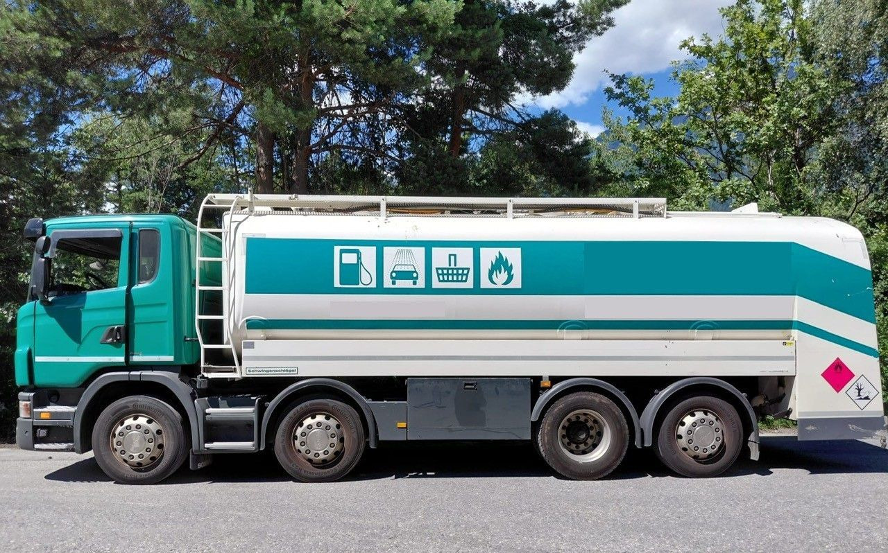 Scania G440 8x2, E5, Schwingenschloegel, 2 Kammern, ADR - Xe bồn: hình 4 Scania G440 8x2, E5, Schwingenschloegel, 2 Kammern, ADR - Xe bồn: hình 4