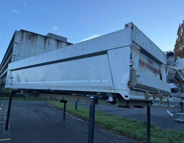 Scania G450 10x4, E6, Wechsel Mischer+Kipper, 2x - Xe trộn bê tông: hình 5 Scania G450 10x4, E6, Wechsel Mischer+Kipper, 2x - Xe trộn bê tông: hình 5