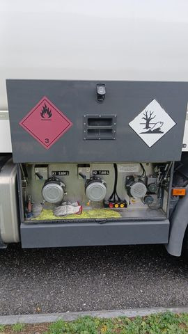 Scania P450 LB 4x2, ADR, Schwarzmueller Anhaenger Fuel - Xe bồn: hình 5 Scania P450 LB 4x2, ADR, Schwarzmueller Anhaenger Fuel - Xe bồn: hình 5