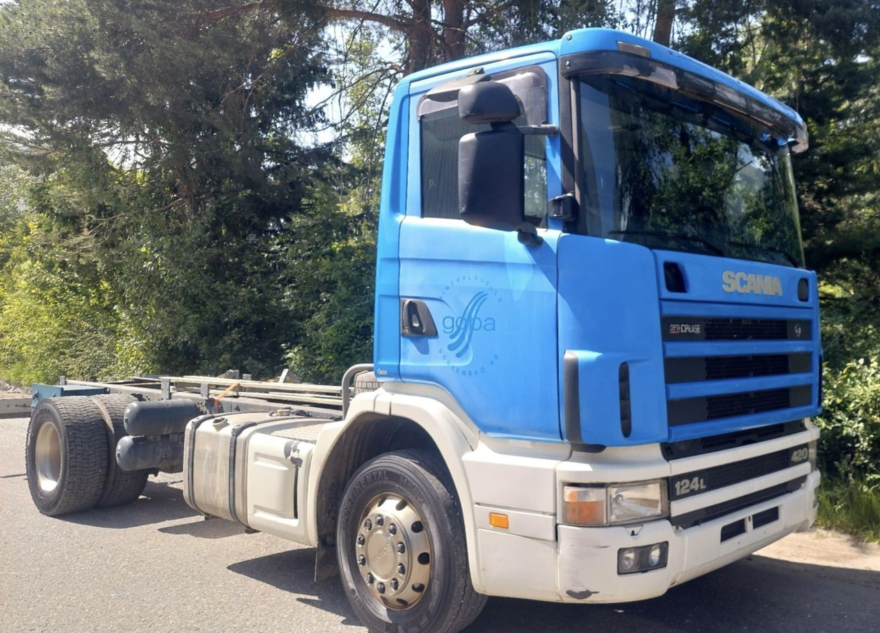 Scania R124LB 420 4x2, Euro 3 - Xe tải khung gầm: hình 1 Scania R124LB 420 4x2, Euro 3 - Xe tải khung gầm: hình 1