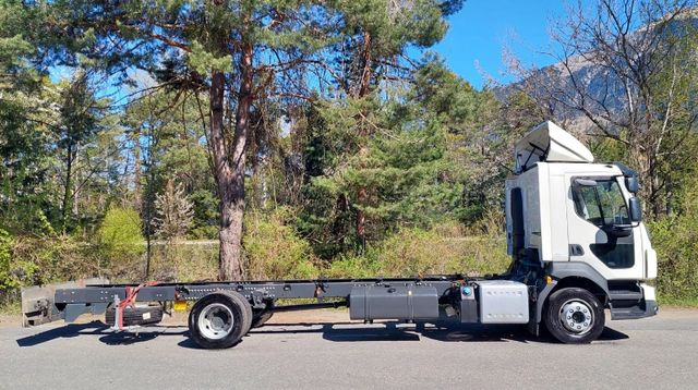 Volvo FL280 4x2, E6, Wohnwagen + 2 Pferdeplaetze Volvo FL280 4x2, E6, 7.40m Chassis, Fahrgestell - Xe tải chở ngựa: hình 5 Volvo FL280 4x2, E6, Wohnwagen + 2 Pferdeplaetze Volvo FL280 4x2, E6, 7.40m Chassis, Fahrgestell - Xe tải chở ngựa: hình 5