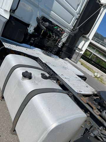 DAF FT XF 460 4x2, E6, PTO, Standklima - Xe đầu kéo: hình 5 DAF FT XF 460 4x2, E6, PTO, Standklima - Xe đầu kéo: hình 5