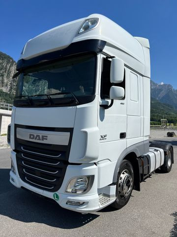 DAF FT XF 460 4x2, E6, PTO, Standklima - Xe đầu kéo: hình 1 DAF FT XF 460 4x2, E6, PTO, Standklima - Xe đầu kéo: hình 1