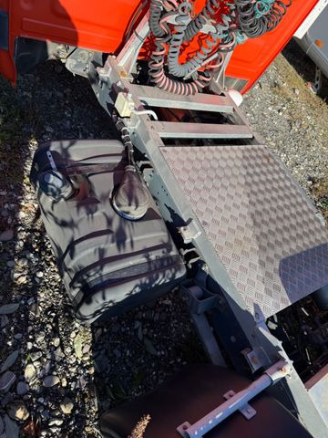 Iveco 50C18 Daily 4x2, E4, ONLY 79600km - Xe đầu kéo: hình 4 Iveco 50C18 Daily 4x2, E4, ONLY 79600km - Xe đầu kéo: hình 4