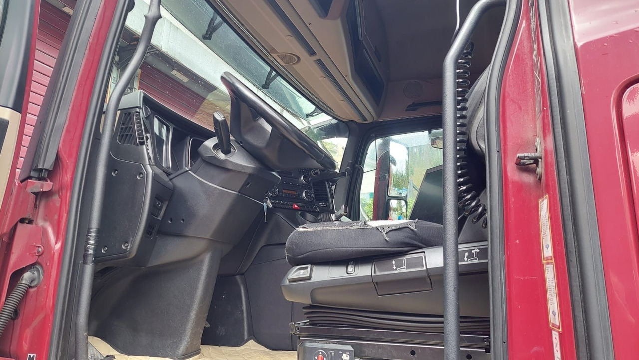 Xe đầu kéo Mercedes-Benz Actros 1848 4x2, E6,Lowliner,verstellbare Sattel: hình 9 Xe đầu kéo Mercedes-Benz Actros 1848 4x2, E6,Lowliner,verstellbare Sattel: hình 9