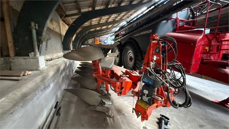 Kuhn Vari Master 183 6 Furet 183 - Cày: hình 4 Kuhn Vari Master 183 6 Furet 183 - Cày: hình 4