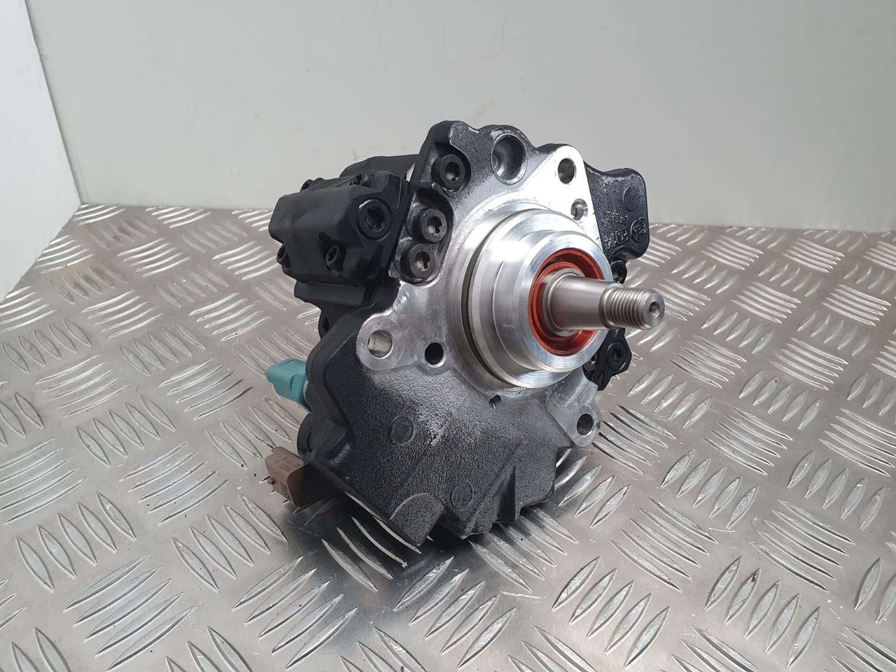JCB Injection Pump 320/06825 Delphi 28313000 injection pump - Động cơ và các bộ phận cho Máy móc xây dựng: hình 2 JCB Injection Pump 320/06825 Delphi 28313000 injection pump - Động cơ và các bộ phận cho Máy móc xây dựng: hình 2