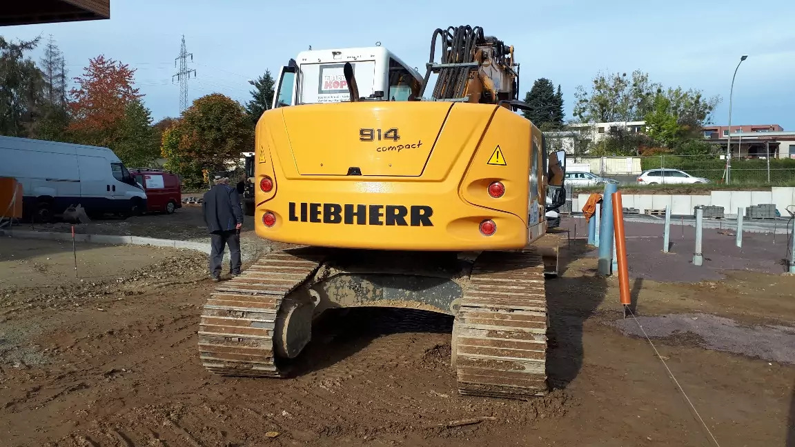 2014 Liebherr R 914 Compact - Máy xúc bánh xích: hình 3 2014 Liebherr R 914 Compact - Máy xúc bánh xích: hình 3