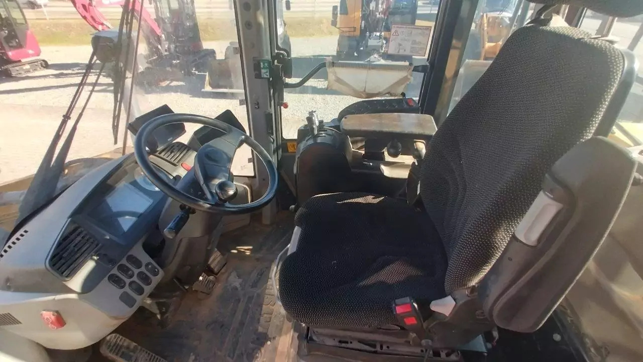 2018 Komatsu WA 470-8 - Máy xúc lật bánh lốp: hình 5 2018 Komatsu WA 470-8 - Máy xúc lật bánh lốp: hình 5