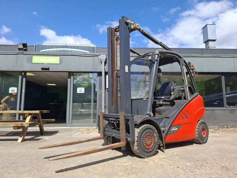 Linde H25T - Xe nâng gas: hình 1 Linde H25T - Xe nâng gas: hình 1