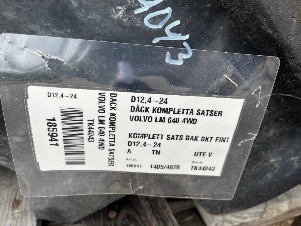 BKT 12,4-24 12 lagers till Volvo 641 640 642 - Lốp cho Máy móc xây dựng: hình 2 BKT 12,4-24 12 lagers till Volvo 641 640 642 - Lốp cho Máy móc xây dựng: hình 2