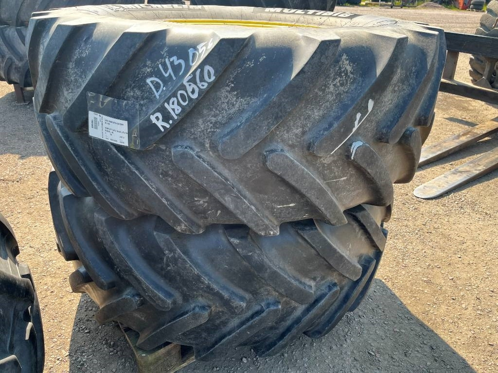 Michelin 540/65R30 till John Deere 7430 - Lốp cho Máy móc nông nghiệp: hình 1 Michelin 540/65R30 till John Deere 7430 - Lốp cho Máy móc nông nghiệp: hình 1