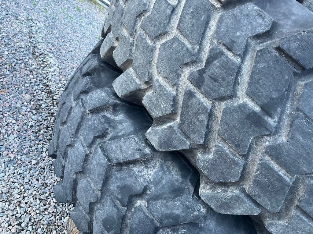 Nokian 18,4-34 14,9-24 till Volvo Bm 840 841 - Lốp cho Máy móc xây dựng: hình 3 Nokian 18,4-34 14,9-24 till Volvo Bm 840 841 - Lốp cho Máy móc xây dựng: hình 3