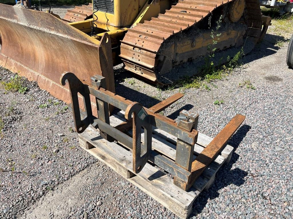 Pallgafflar Gaffelställ Volvo L25 L20 - Chĩa cho Máy móc xây dựng: hình 1 Pallgafflar Gaffelställ Volvo L25 L20 - Chĩa cho Máy móc xây dựng: hình 1