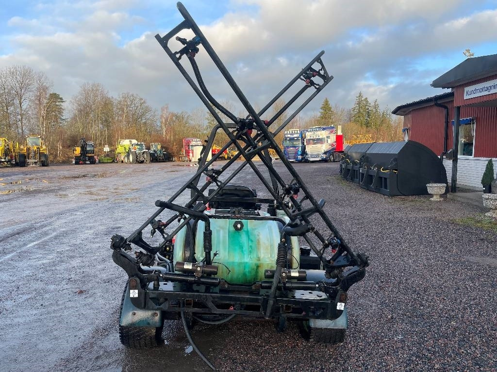 SmithCo Spraystar 1000 Dismantled: only spare parts - Máy phun xịt tự hành: hình 3 SmithCo Spraystar 1000 Dismantled: only spare parts - Máy phun xịt tự hành: hình 3
