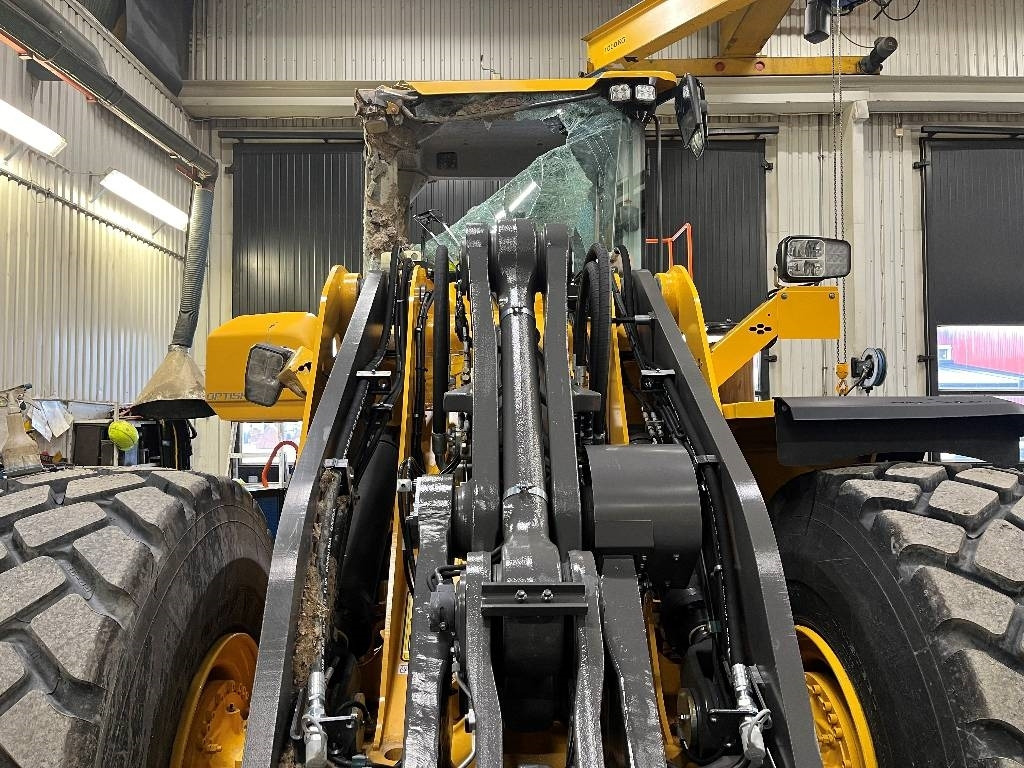 Volvo L 150 H Dismantled. Only spare parts - Máy xúc lật bánh lốp: hình 3 Volvo L 150 H Dismantled. Only spare parts - Máy xúc lật bánh lốp: hình 3