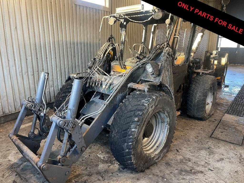 Wille 655 Dismantled: only spare parts - Máy xúc lật bánh lốp: hình 1 Wille 655 Dismantled: only spare parts - Máy xúc lật bánh lốp: hình 1