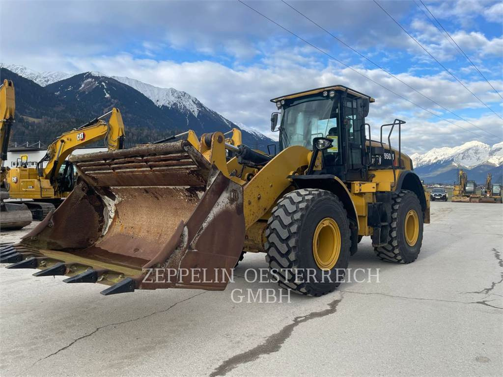 CAT 950M - Máy xúc lật bánh lốp: hình 1 CAT 950M - Máy xúc lật bánh lốp: hình 1
