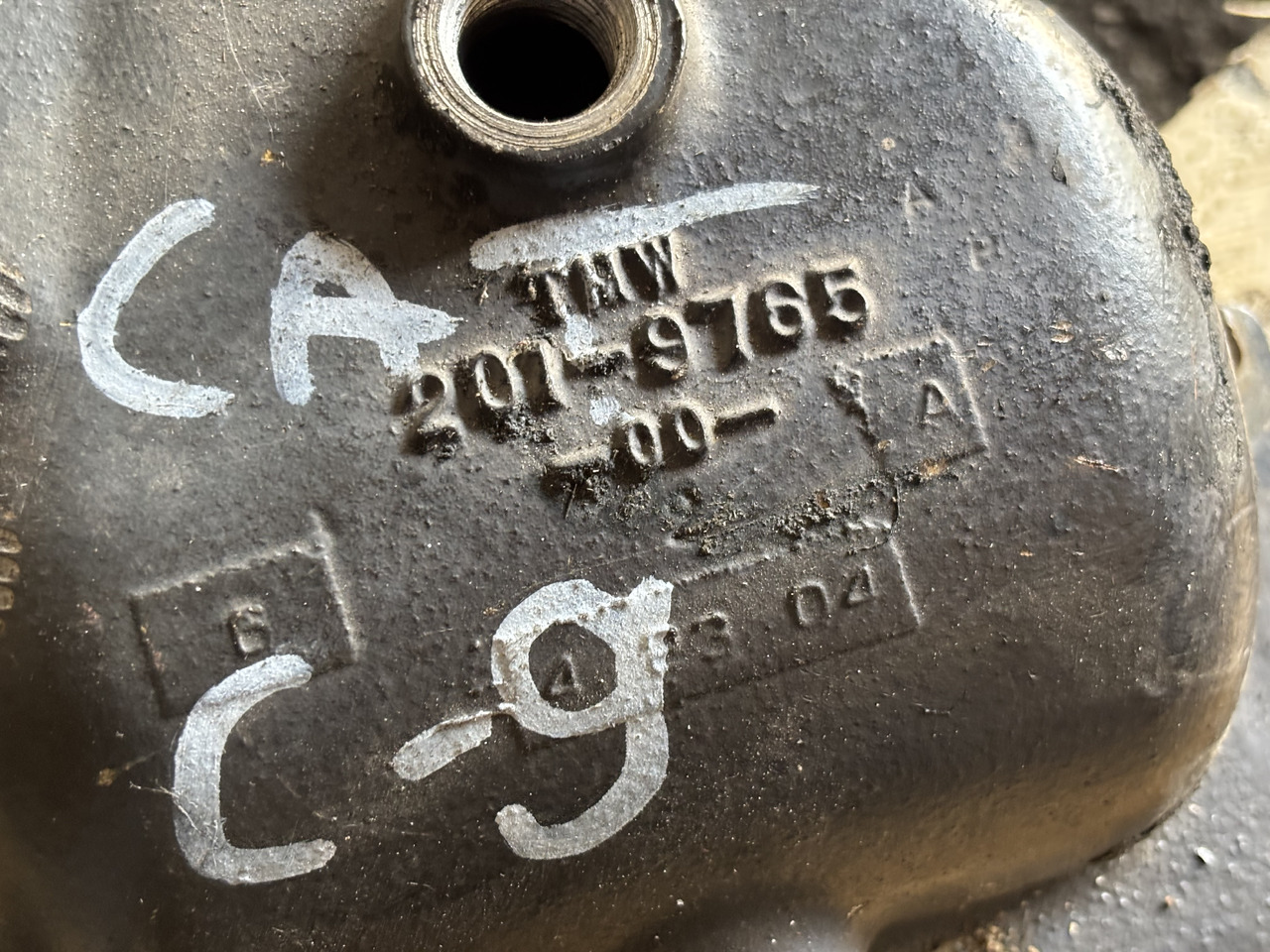 CAT Caterpillar C9 201-9765 Kolanko Wlotu Powietrza 2019765 - Ống nạp khí cho Máy móc nông nghiệp: hình 2 CAT Caterpillar C9 201-9765 Kolanko Wlotu Powietrza 2019765 - Ống nạp khí cho Máy móc nông nghiệp: hình 2