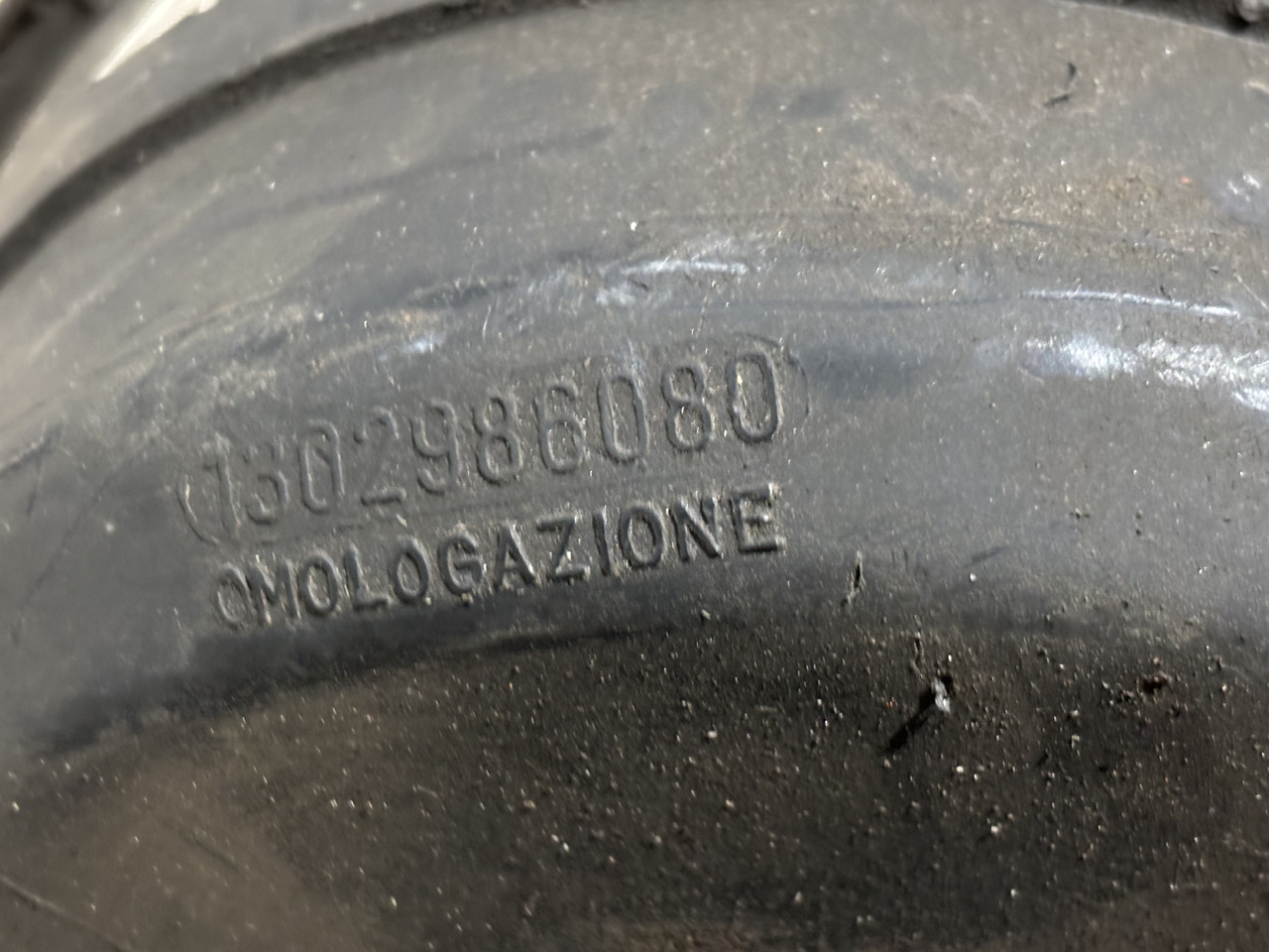 CITROEN FIAT PEUGEOT 1302984080 1420G2 1420.G2 1420 G2 Obudowa Filtra powietrza - Bộ lọc gió cho Xe tải nhỏ: hình 5 CITROEN FIAT PEUGEOT 1302984080 1420G2 1420.G2 1420 G2 Obudowa Filtra powietrza - Bộ lọc gió cho Xe tải nhỏ: hình 5