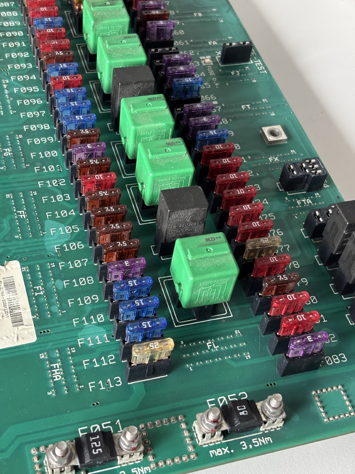 CLAAS 0000173011 Centrala Elektryczna Zentralelektrik - ECU cho Máy móc nông nghiệp: hình 3 CLAAS 0000173011 Centrala Elektryczna Zentralelektrik - ECU cho Máy móc nông nghiệp: hình 3