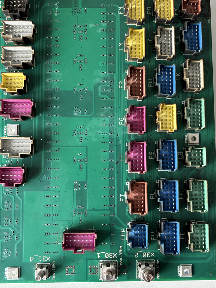 CLAAS 0000173011 Centrala Elektryczna Zentralelektrik - ECU cho Máy móc nông nghiệp: hình 4 CLAAS 0000173011 Centrala Elektryczna Zentralelektrik - ECU cho Máy móc nông nghiệp: hình 4