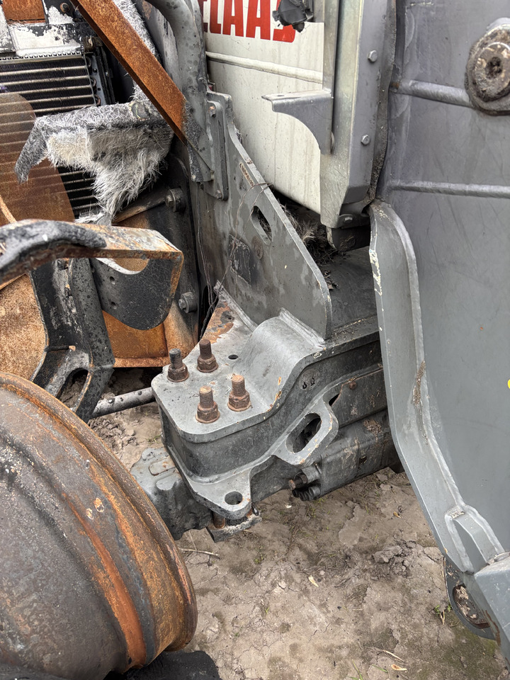 CLAAS Scorpion 7044 Koło Zamachowe Obudowa Koła Zamachowego - Bánh đà cho Máy móc nông nghiệp: hình 4 CLAAS Scorpion 7044 Koło Zamachowe Obudowa Koła Zamachowego - Bánh đà cho Máy móc nông nghiệp: hình 4