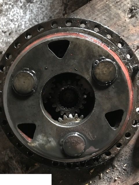 Case IH International - Zwolnica - Mô tơ di chuyển cho Máy móc nông nghiệp: hình 3 Case IH International - Zwolnica - Mô tơ di chuyển cho Máy móc nông nghiệp: hình 3