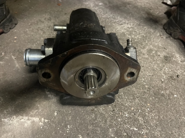 Cat 906 Pompa hydrauliki - Bơm thủy lực cho Máy móc nông nghiệp: hình 4 Cat 906 Pompa hydrauliki - Bơm thủy lực cho Máy móc nông nghiệp: hình 4