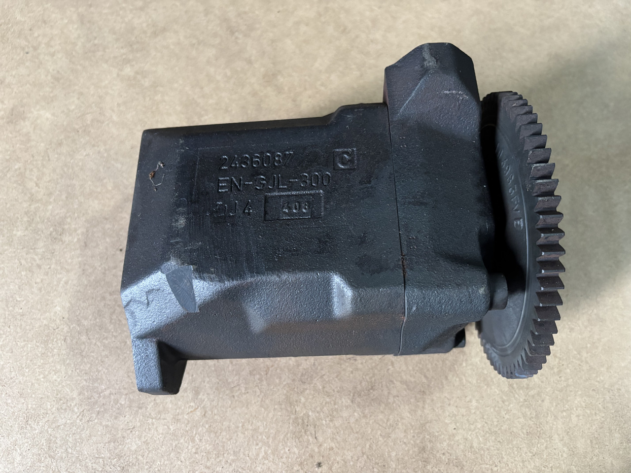 Claas Axion Arion Ares Pompa hydrauliczna 6005024038 60 0502 403 8 - Bơm thủy lực cho Máy móc nông nghiệp: hình 1 Claas Axion Arion Ares Pompa hydrauliczna 6005024038 60 0502 403 8 - Bơm thủy lực cho Máy móc nông nghiệp: hình 1