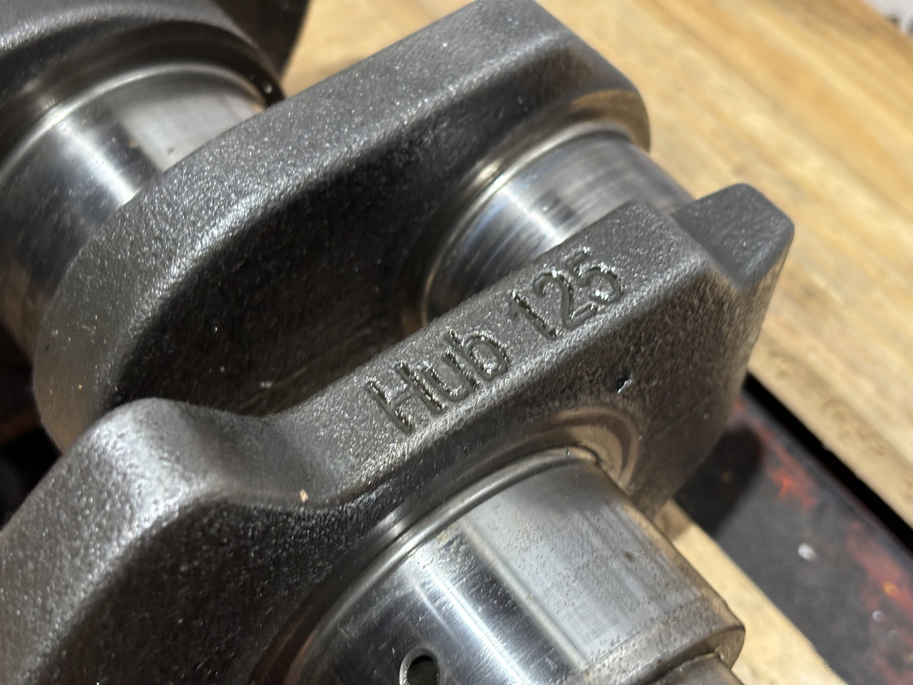 Deutz 04287163R TD 2011 L04 TD2011L04 Wał Korbowy - Trục khuỷu cho Máy móc nông nghiệp: hình 3 Deutz 04287163R TD 2011 L04 TD2011L04 Wał Korbowy - Trục khuỷu cho Máy móc nông nghiệp: hình 3