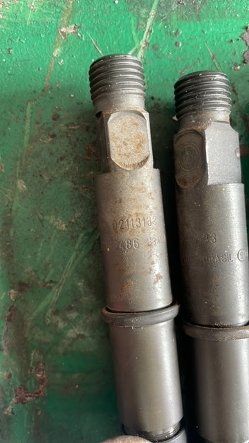 Deutz BF4M2012 wtryski 02931905 - Bộ phun cho Máy móc nông nghiệp: hình 4 Deutz BF4M2012 wtryski 02931905 - Bộ phun cho Máy móc nông nghiệp: hình 4