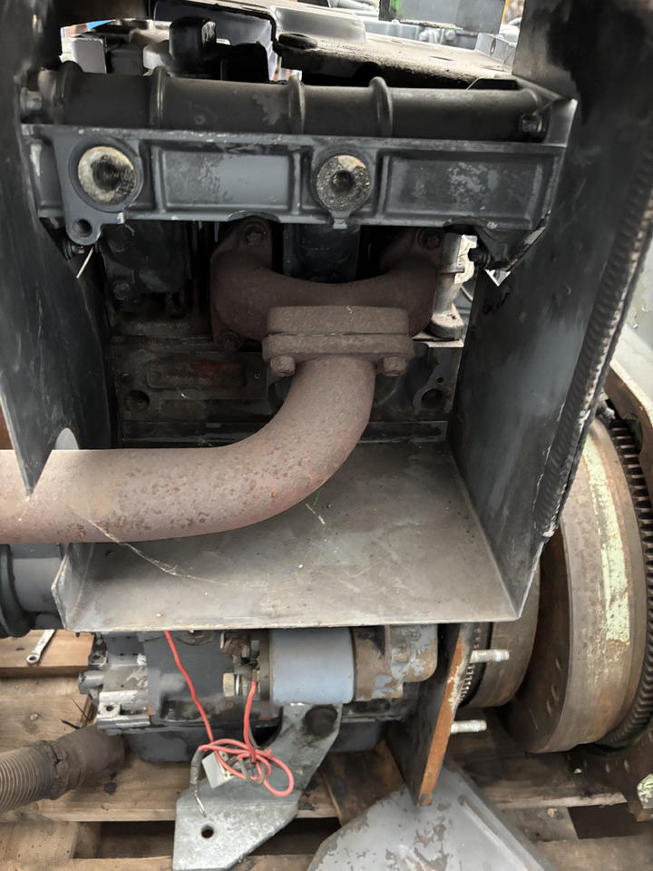 Deutz F2L1011 Silnik Blok Koło Zamachowe Tłok Pokrywa CZĘŚCI - Bánh đà cho Máy móc nông nghiệp: hình 3 Deutz F2L1011 Silnik Blok Koło Zamachowe Tłok Pokrywa CZĘŚCI - Bánh đà cho Máy móc nông nghiệp: hình 3