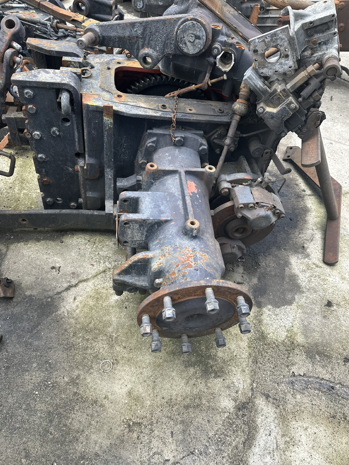 Deutz FX 4.51 tylny most części - Trục sau cho Máy cày: hình 1 Deutz FX 4.51 tylny most części - Trục sau cho Máy cày: hình 1