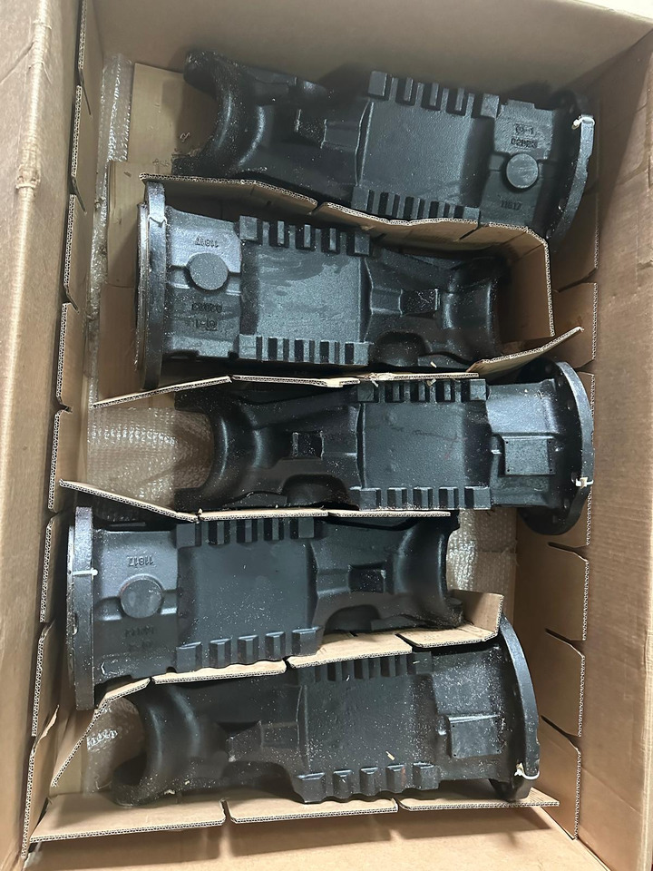 Deutz agrovector obudowa mostu pochwa mostu carraro 11817 - Trục và các bộ phận cho Máy móc nông nghiệp: hình 3 Deutz agrovector obudowa mostu pochwa mostu carraro 11817 - Trục và các bộ phận cho Máy móc nông nghiệp: hình 3
