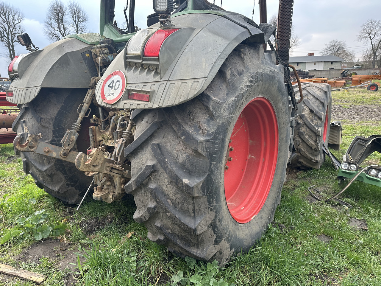 Fendt 828 Vario części zwolnica zwrotnica , skrzynia biegów , silnik , most napędowy przedni i tylni - Mô tơ di chuyển cho Máy móc nông nghiệp: hình 1 Fendt 828 Vario części zwolnica zwrotnica , skrzynia biegów , silnik , most napędowy przedni i tylni - Mô tơ di chuyển cho Máy móc nông nghiệp: hình 1