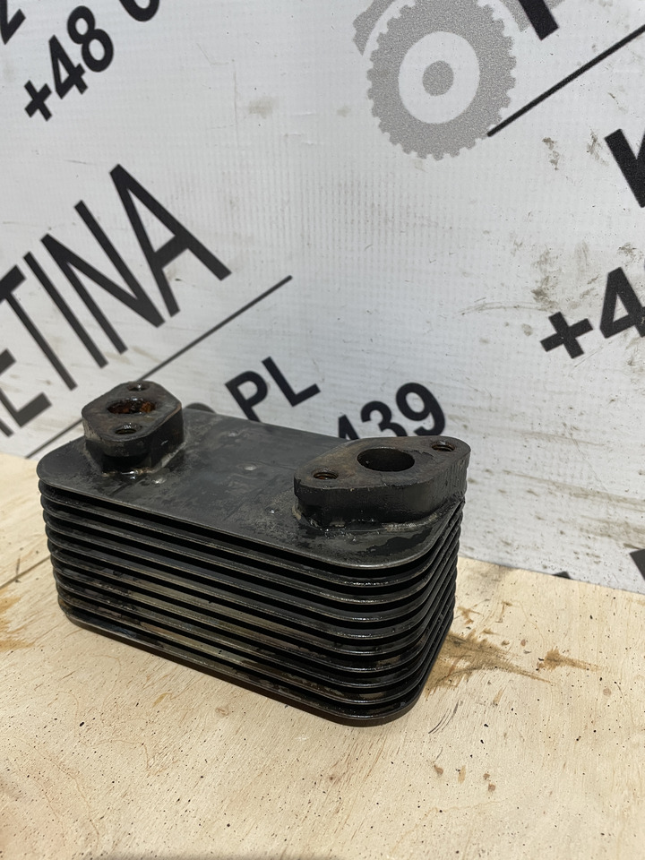 Fendt 930 MAN D0836 - chłodnica oleju F824200310270 51.05601-0084 - Bộ làm mát dầu cho Máy móc xây dựng: hình 2 Fendt 930 MAN D0836 - chłodnica oleju F824200310270 51.05601-0084 - Bộ làm mát dầu cho Máy móc xây dựng: hình 2